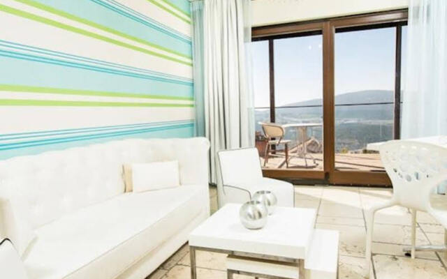 Rimon Suites