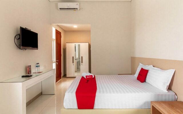 RedDoorz Syariah @ Kebraon