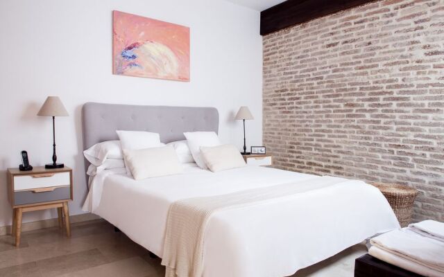 Puerta Catedral Holiday Suites