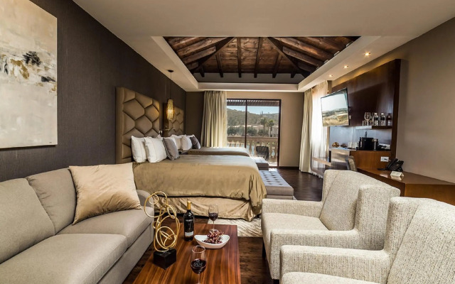 El Cielo Resort