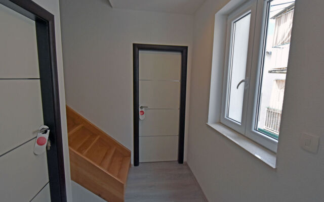 Kuzma Rooms and Apartments