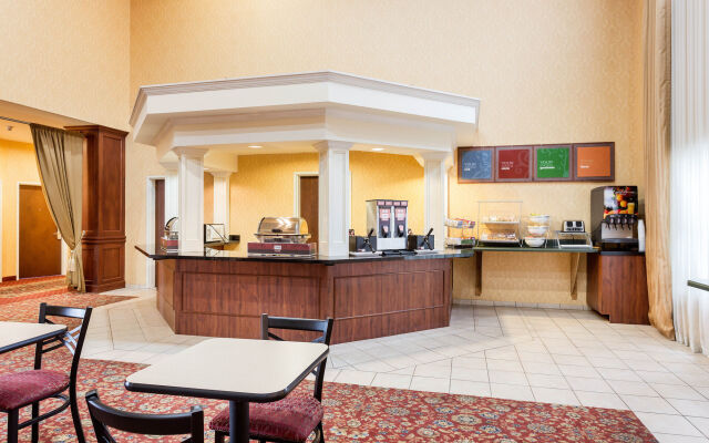 Comfort Suites West Memphis I-40 I-55