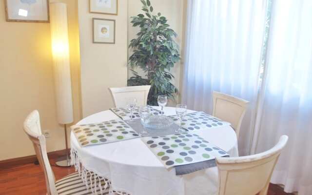 Dflat Escultor Madrid Apartments