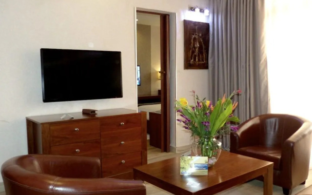 Days Hotel and Suites by Wyndham Dakar