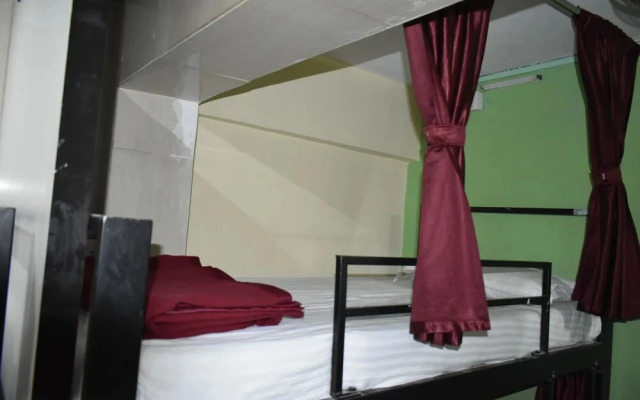 Qubestay Town Hostel
