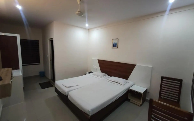 New Regency tourist home – Guest Rooms – Sulthan Bathery