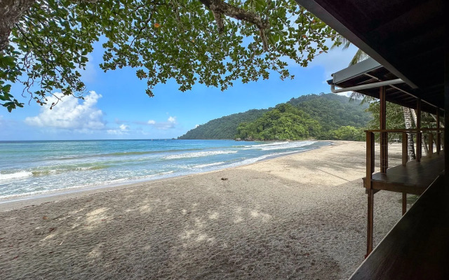 Mt. Plaisir Estate Hotel