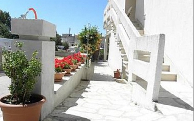 Room Antony - free grill: R1 Novalja, Island Pag