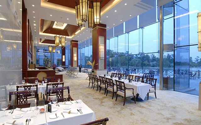 Lakeside International Hotel