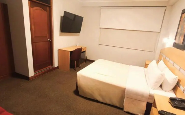 Javier Prado Inn