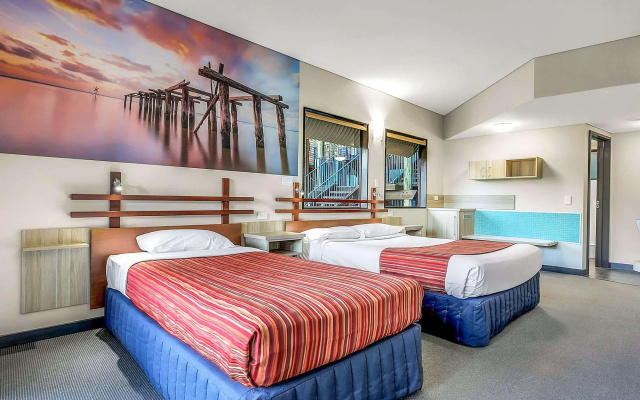 Kingfisher Bay Resort – Guest Rooms – Kingfisher Bay