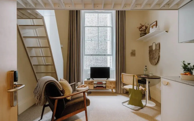 Mason & Fifth, Primrose Hill