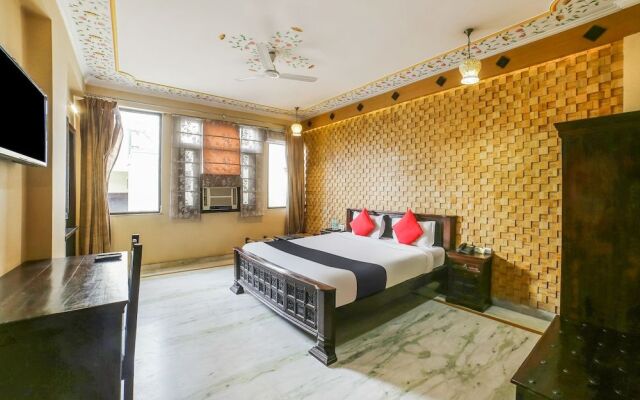 Capital O 38526 Hotel Epic