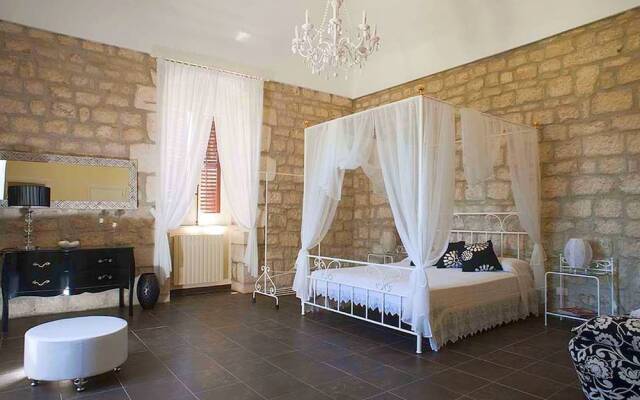 Charming Part of Traditional 'baglio' With Pool and Strategic Location