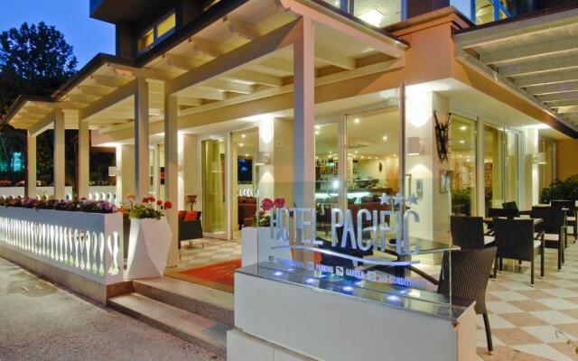 Hotel Pacific