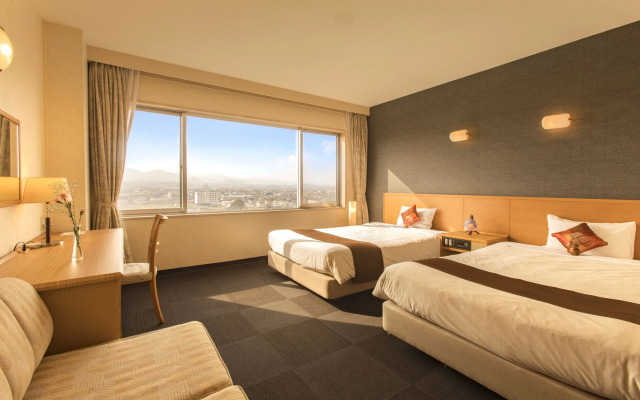 Yashima Nada Onsen Tresta Shirayama