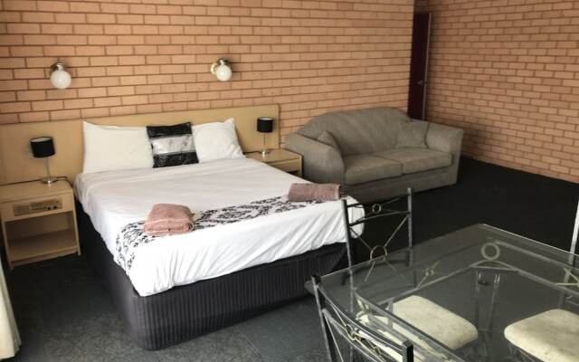 Major Mitchell Motel