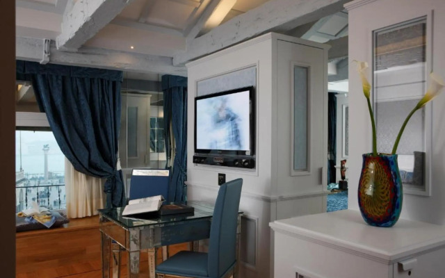 Canaletto Luxury Suites - San Marco Luxury