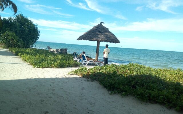 Barry's Beach Resort