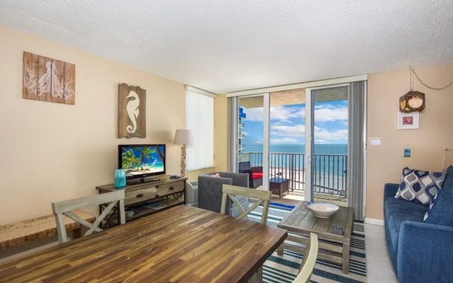 Estero Beach & Tennis 1004-a