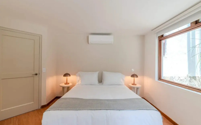 w Incredible 5BR House w Jacuzzi in El Poblado