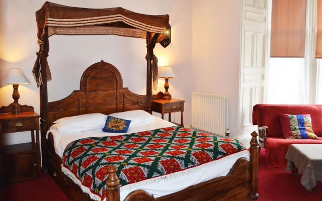 iHoliday Hotel