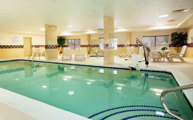 Hampton Inn & Suites Chicago-Libertyville