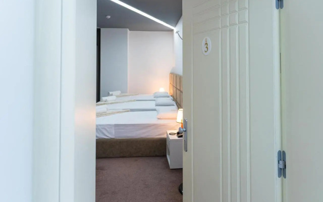 Hotel Emigranti 2