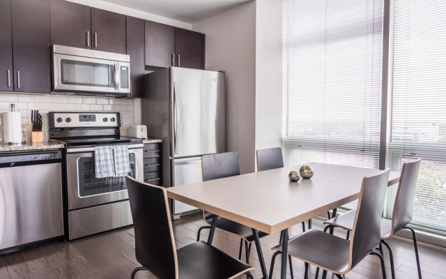 FRONTDESK Skyhouse Apts Uptown Charlotte