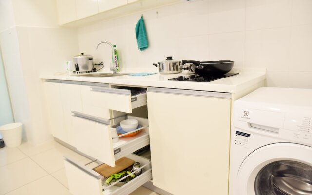 GT Home Encorp Strand Residence