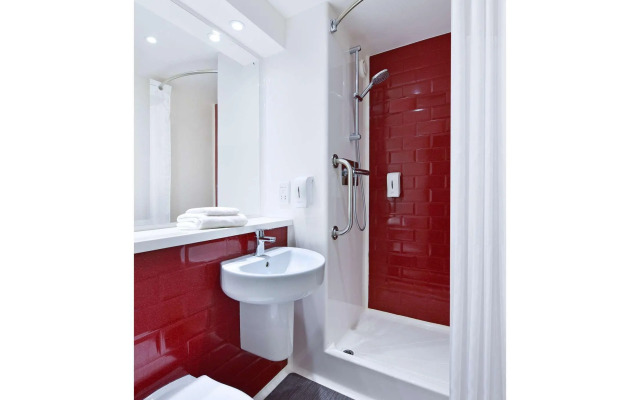 Travelodge Eastleigh Central