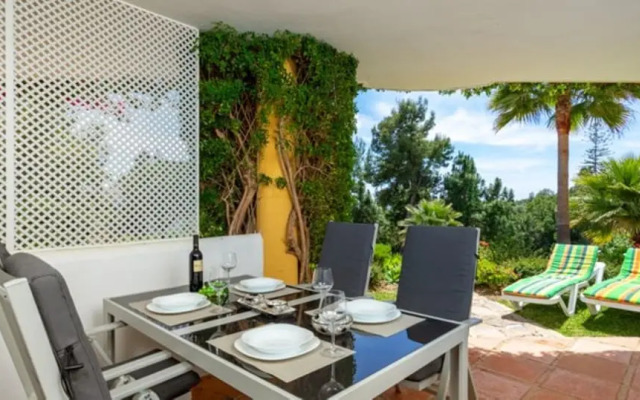 Apartment - 2 Bedrooms with Pool and WiFi - 107868