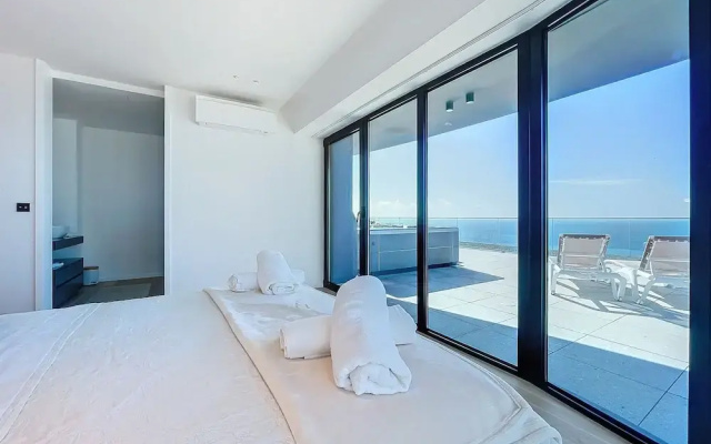 Majestic Penthouse View by Atlantic Holiday
