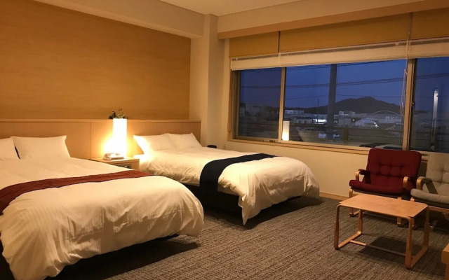Japanese Style Hotel Isomura
