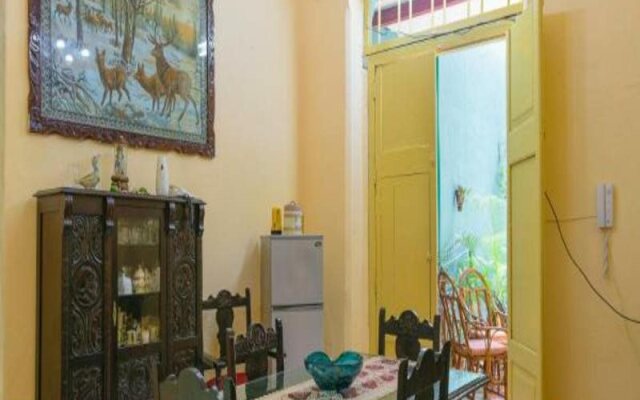 Ana Belkis House