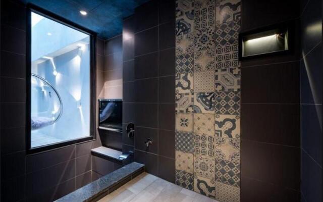 La Moon Boutique Motel