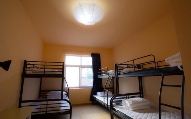G‘night Youth Hostel
