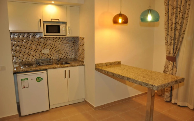Almera Park Apart Hotel