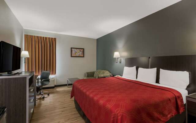 Econo Lodge Inn & Suites Diamondhead