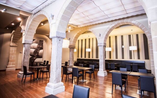 Eurostars Asta Regia