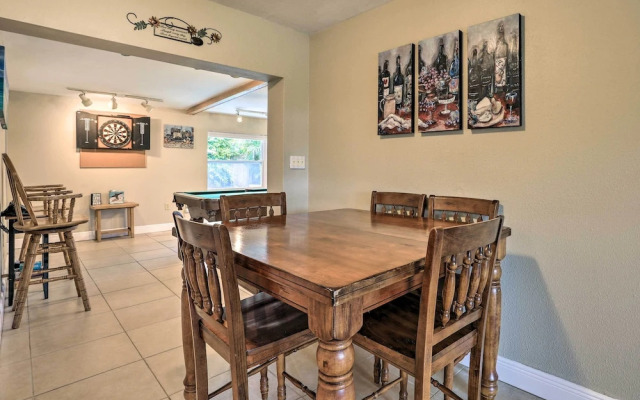 Bradenton Home w/ Beautiful Yard: 4 Mi to Downtown