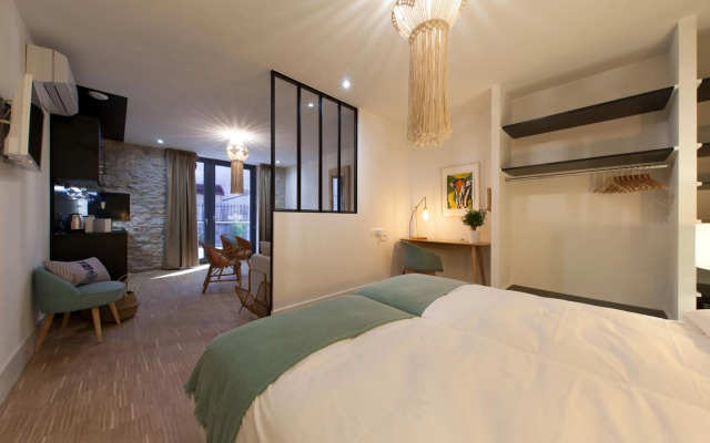 Appart Hotel Eugenie