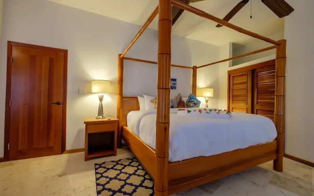 Indigo Belize 2A 3 Bedroom Condo by RedAwning