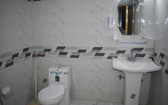 Green City Hotel
