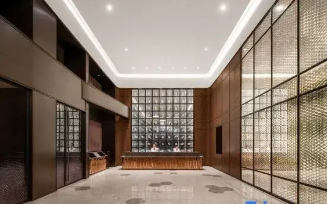 Shangrao High Speed Railway Station Crystal Orange Hotel
