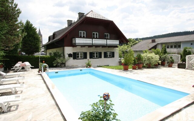 Spacious Apartment in Ramsau am Dachstein With Swimming Pool