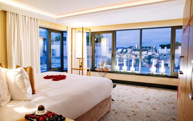 Five Seas Hotel Cannes, a Member of Design Hotels