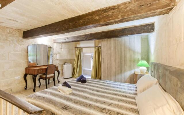 VLT214- Valletta 2 Bedroom Townhouse