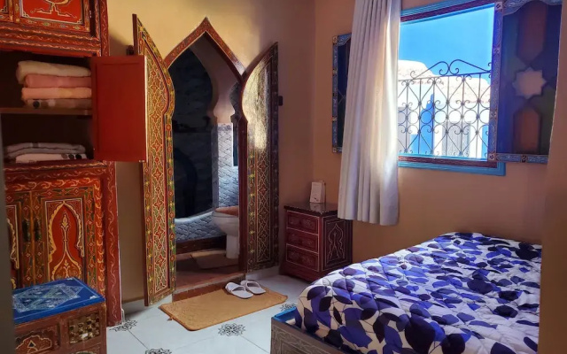Hotel Blue City
