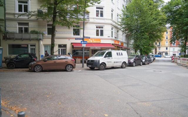 Spacious 3 Bedroom Apartment
